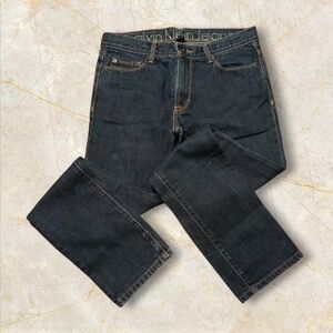 Calvin Klein Like New Men's Size 32×32 Men's Dark Blue Straight Jeans